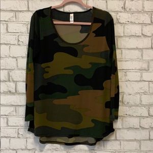 Lularoe Lynnae Camo Top